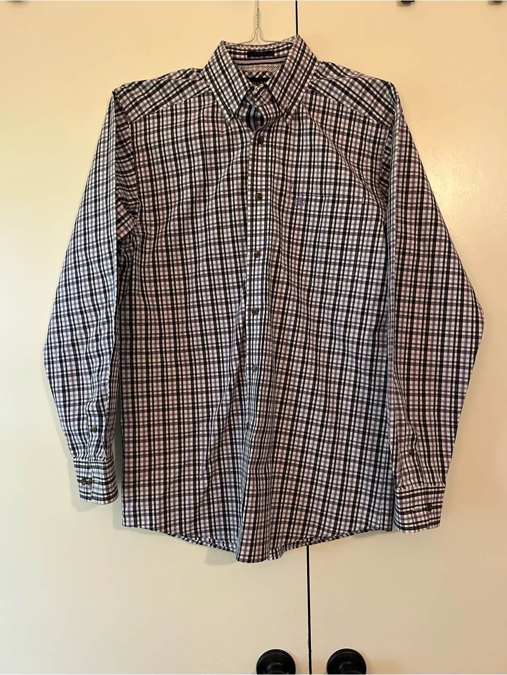 Ariat Men’s Long-Sleeve Plaid Pearl Snap-Purple, Black & White